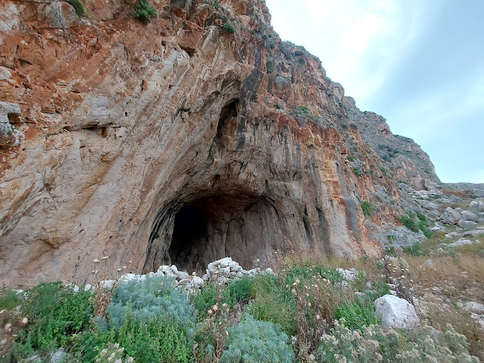Grotta Perciata